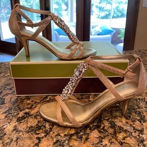 Antonio MelaniTstrap Gold Metallic Leather Sandal